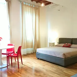 https://friends-of-florence.it-tuscanyhotel.com