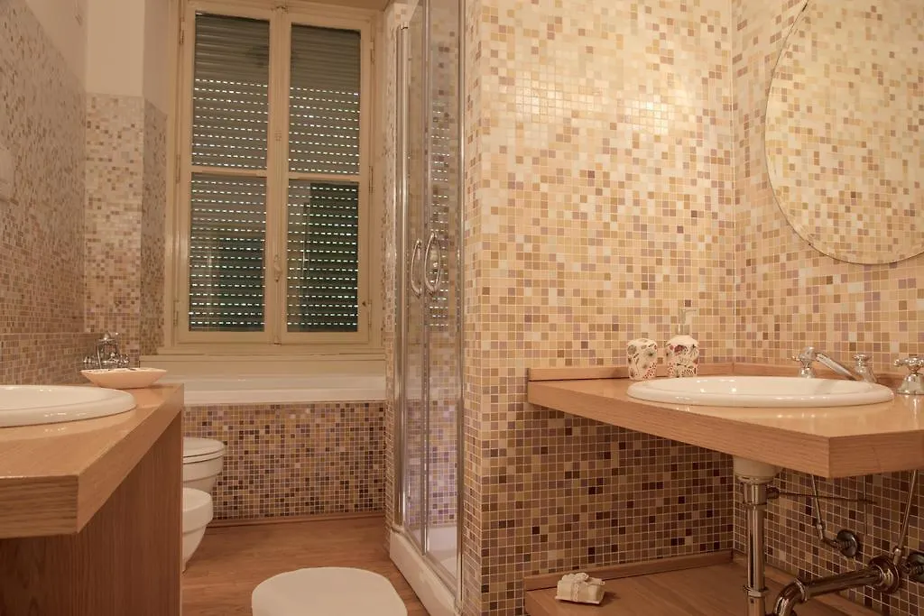 Guest house Villa Del Cigno Lecco Italy